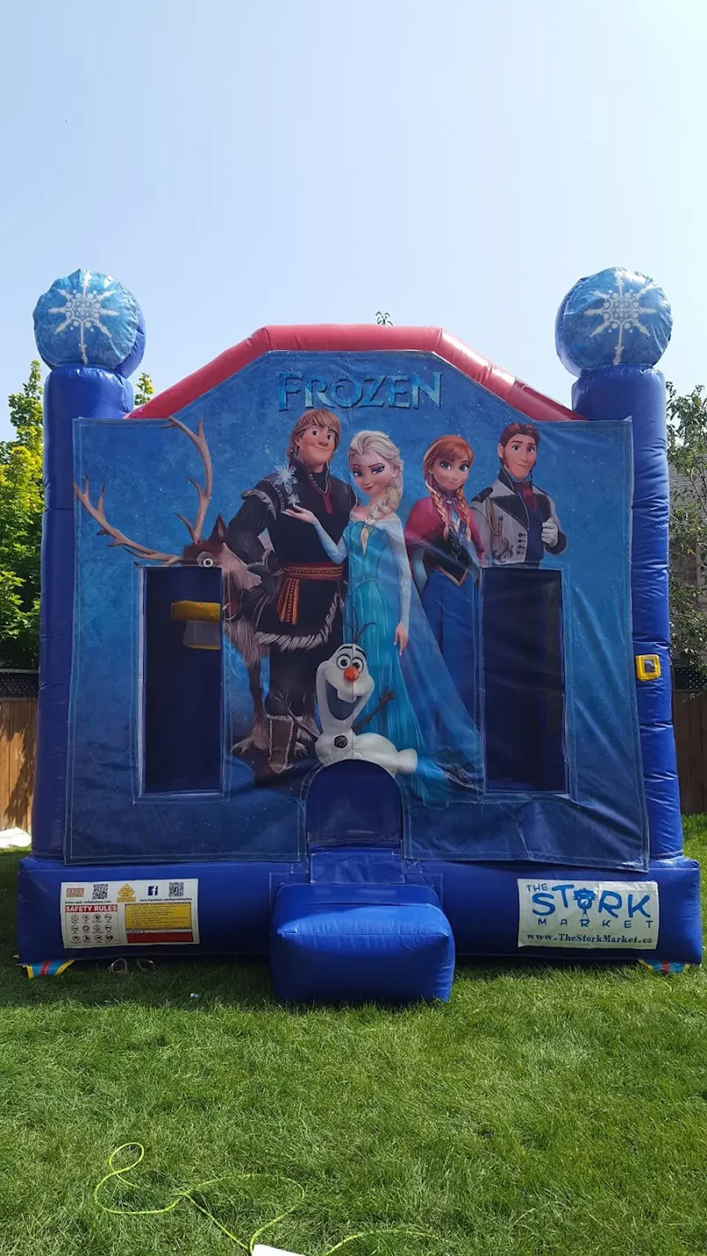 Frozen Medium Size Bouncy Castle inflatable rental gallery view 4 — The Bouncy Castle King, serving the GTA