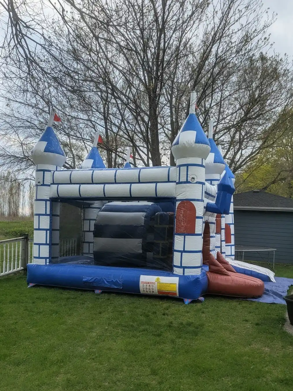 Castle Royal inflatable rental gallery view 4 — The Bouncy Castle King, serving the GTA