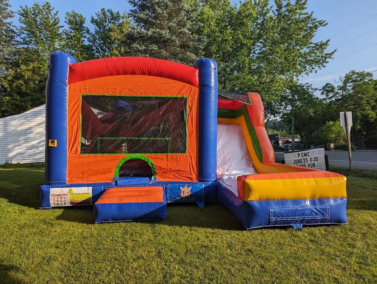 Classic Colorful Bouncy Castle inflatable rental full exterior β The Bouncy Castle King, serving the GTA